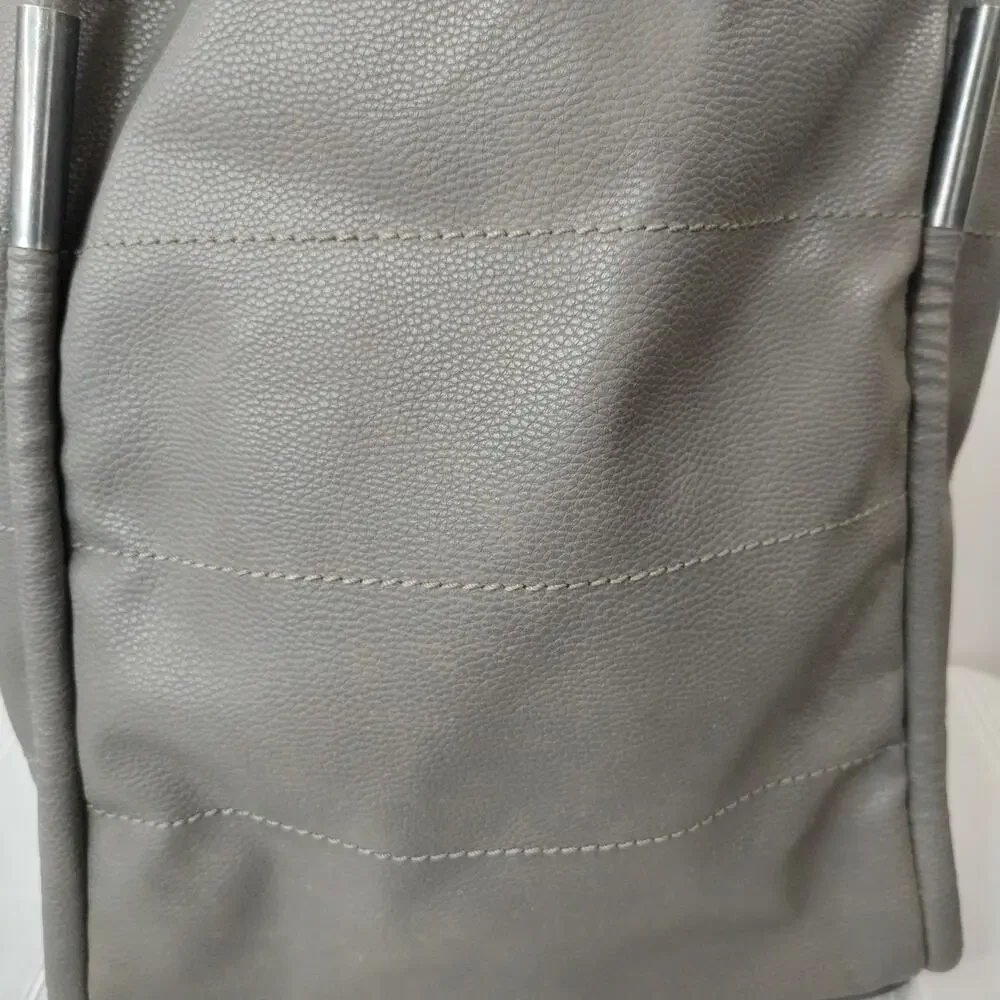 Large Neiman Marcus Gray Pebbled Leather Tote Shoulder Bag Purse Shopping Tote